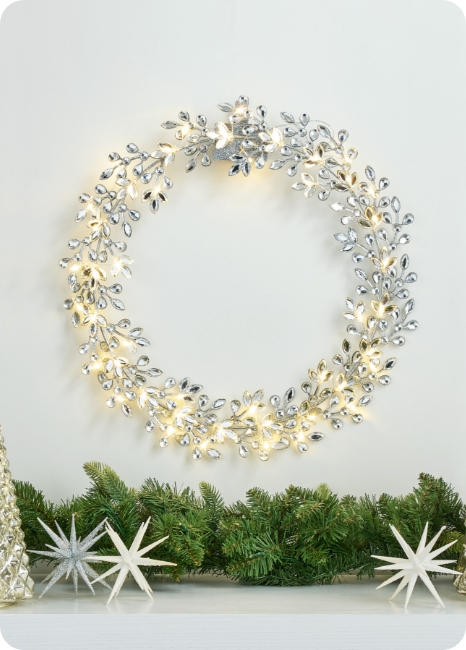 Wreaths & garlands
