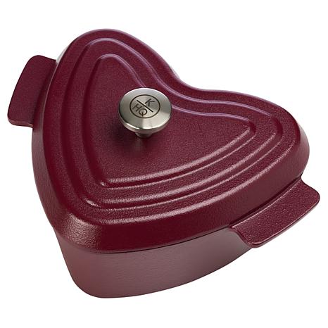 Kitchen HQ 2.8-Quart Ceramic Nonstick Heart-Shaped Cast Iron Casserole Kitchen HQ 2.8-Quart Ceramic Nonstick Heart-Shaped Cast Iron Casserole