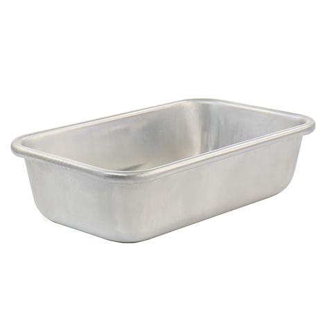 https://i04.hsncdn.com/is/image/HomeShoppingNetwork/prodfull/martha-stewart-9-aluminum-rectangle-loaf-pan-d-20210618150926287~20200125w.jpg