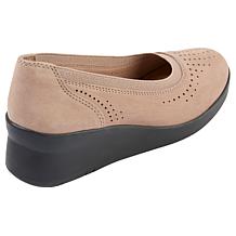 "As Is" Clarks Collection Suttyn Kaylie Heritage Casual Slip-On Shoe