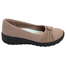 BZees® Gaines Comfort Flat with Air Step™ Technology