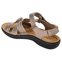 Clarks Collection Laurieann Bell Casual Sandals