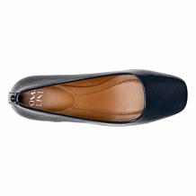 Donald Pliner Aquarius Pump
