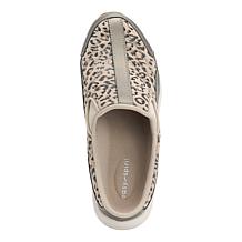 easy spirit Traveltime Leopard-Print Slip-On Clog