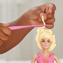 Hasbro Play-Doh Barbie Designer Fashion Show Playset