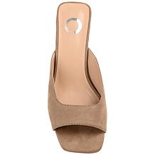 Journee Collection Larna Pump