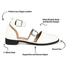 Journee Collection Womens Constance Flat