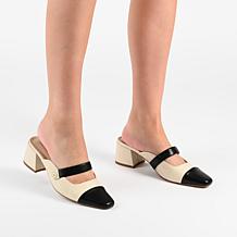 Journee Collection Women's Dalla Pumps