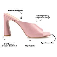 Journee Collection Womens Dola Pump