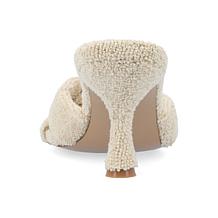 Journee Collection Women's Mannon Pumps