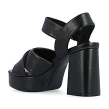 Journee Collection Womens Tru Comfort Foam Akeely Sandals