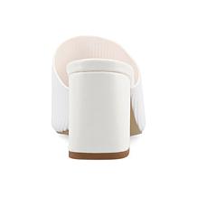 Journee Collection Women's Wide Width Lorenna Mule