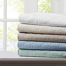 Madison Park Quebec Oversized Quilted Throw - 60" x 70"