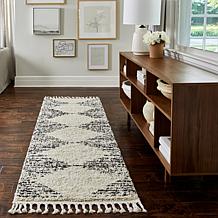 nuLOOM Bria Moroccan Shag Tasseled 2' 6" x 6' Area Rug