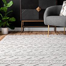 nuLOOM Hand Woven Tabatha Tassel Area Rug 4' x 6' Cream