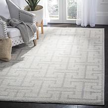 Safavieh Amherst Hattie 4' x 6' Rug