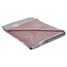 Safavieh Sleighbells Throw Blanket in Grey