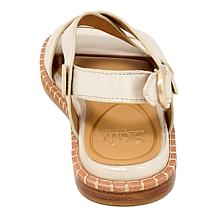 Sofft Nadia Flat Leather Sandal 