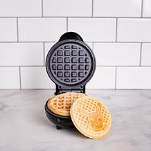 Uncanny Brands Pokemon Pikachu Mini Waffle Maker Kitchen Appliance