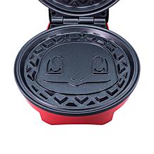 Uncanny Brands Pokémon Squirtle Waffle Maker