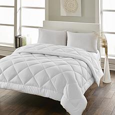 Hotel Laundry Medium Warmth All Season Down Alt. Comforter - King