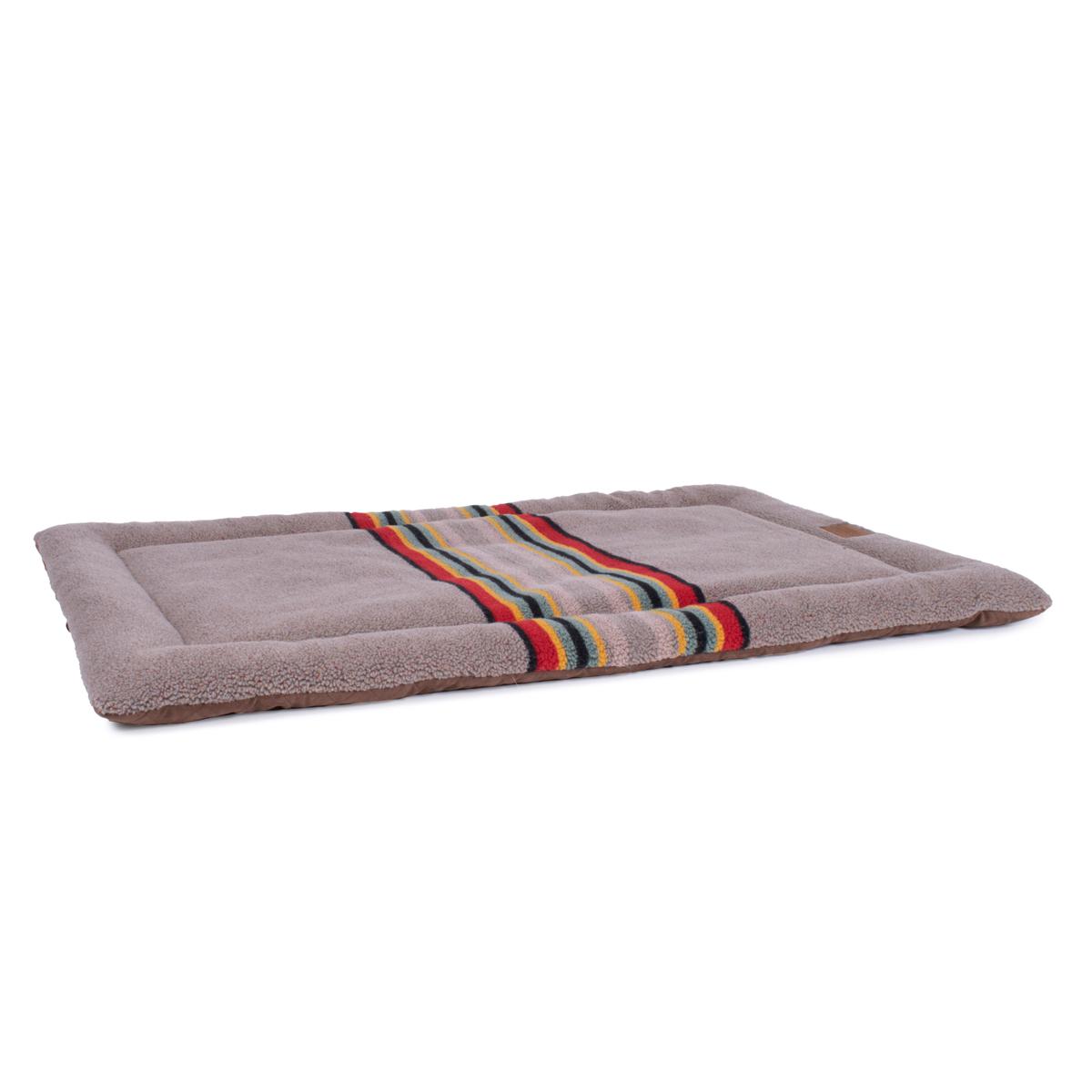 Carolina Pet Company Pendleton Large Yakima Camp Comfort Cushion