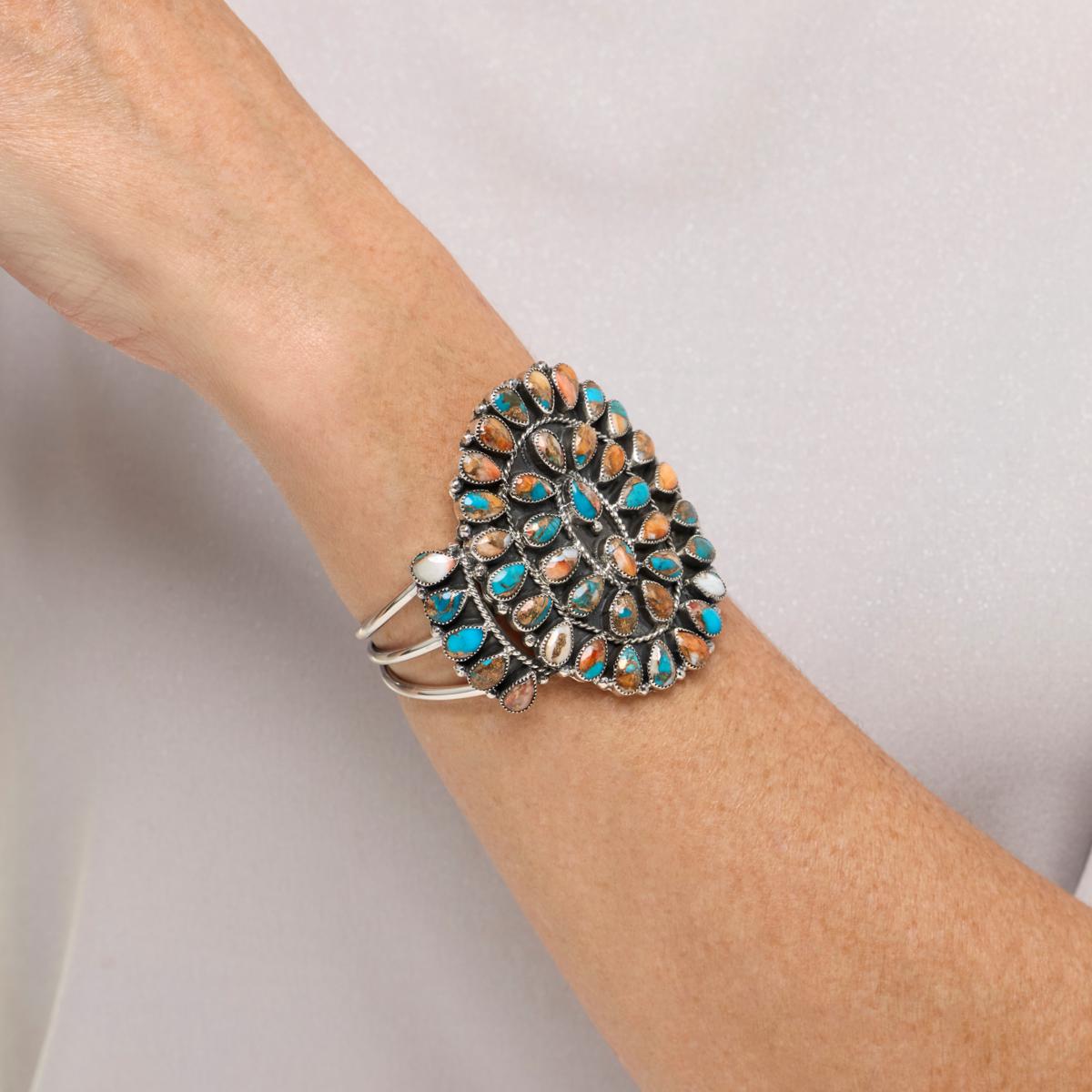 Important Vintage Native American Zuni Turquoise Swirl Sterling Silver Bracelet Cuff Important Vintage Native American Zuni Turquoise Swirl Sterling Silver Bracelet Cuff