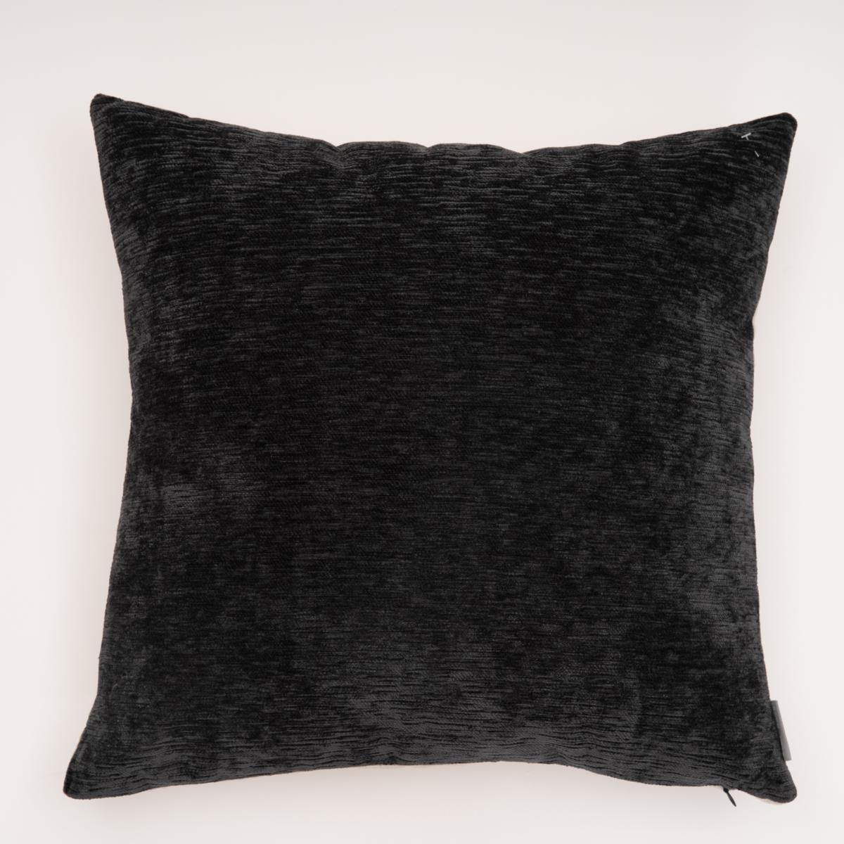 https://i04.hsncdn.com/is/image/HomeShoppingNetwork/rocs1200/evergrace-dainty-chenille-reverse-to-linen-pillow-20-x--d-20220203112338203~20466914w_9VT.jpg