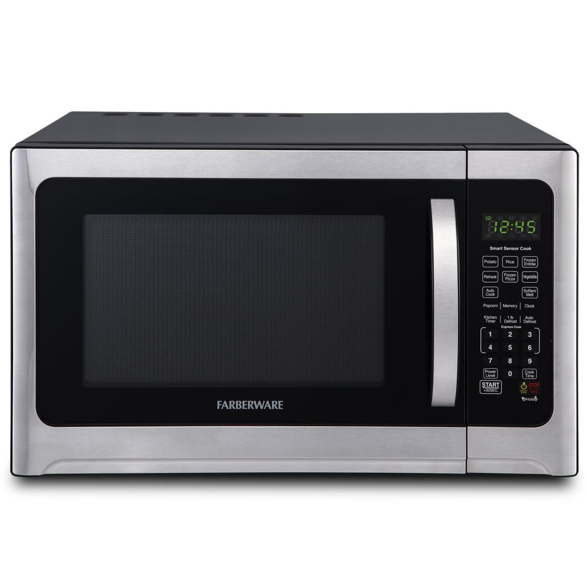 Proctor Silex 0.7 cu ft 700 Watt Microwave Oven - Black