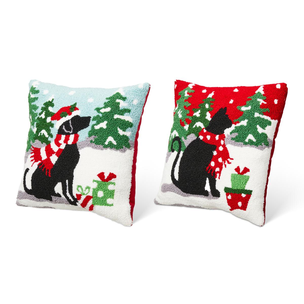 Wool Hooked Throw Pillow, Two Labs, 14 x 20