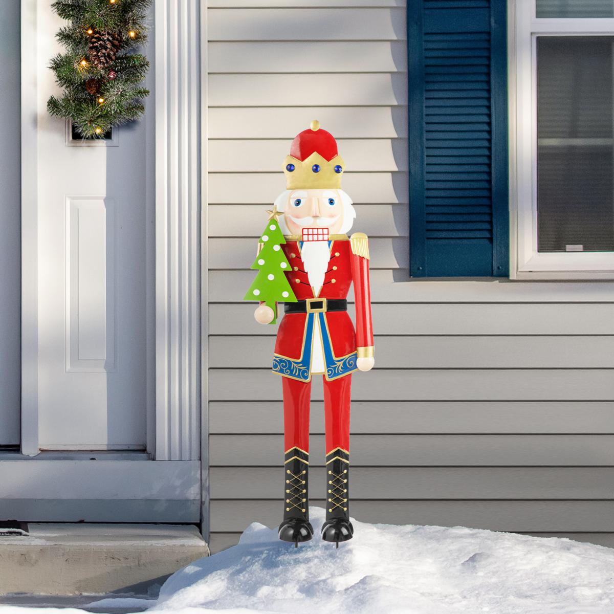 outdoor christmas nutcracker soldier