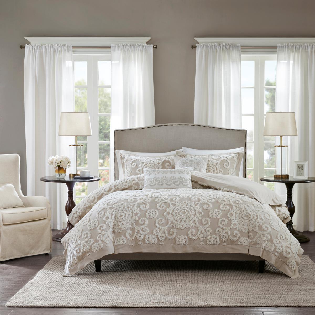 https://i04.hsncdn.com/is/image/HomeShoppingNetwork/rocs1200/harbor-house-suzanna-cotton-comforter-mini-set-fullquee-d-20190514191907193~9140195w_alt1.jpg