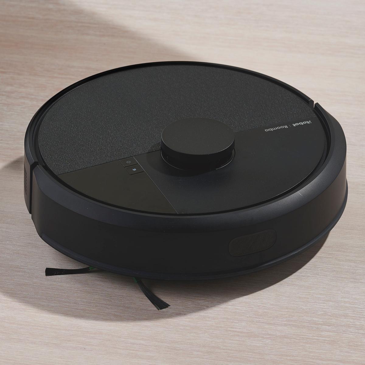 iRobot Roomba 105 Combo, 2 in 1 Robot Vacuum and Mop | HSN