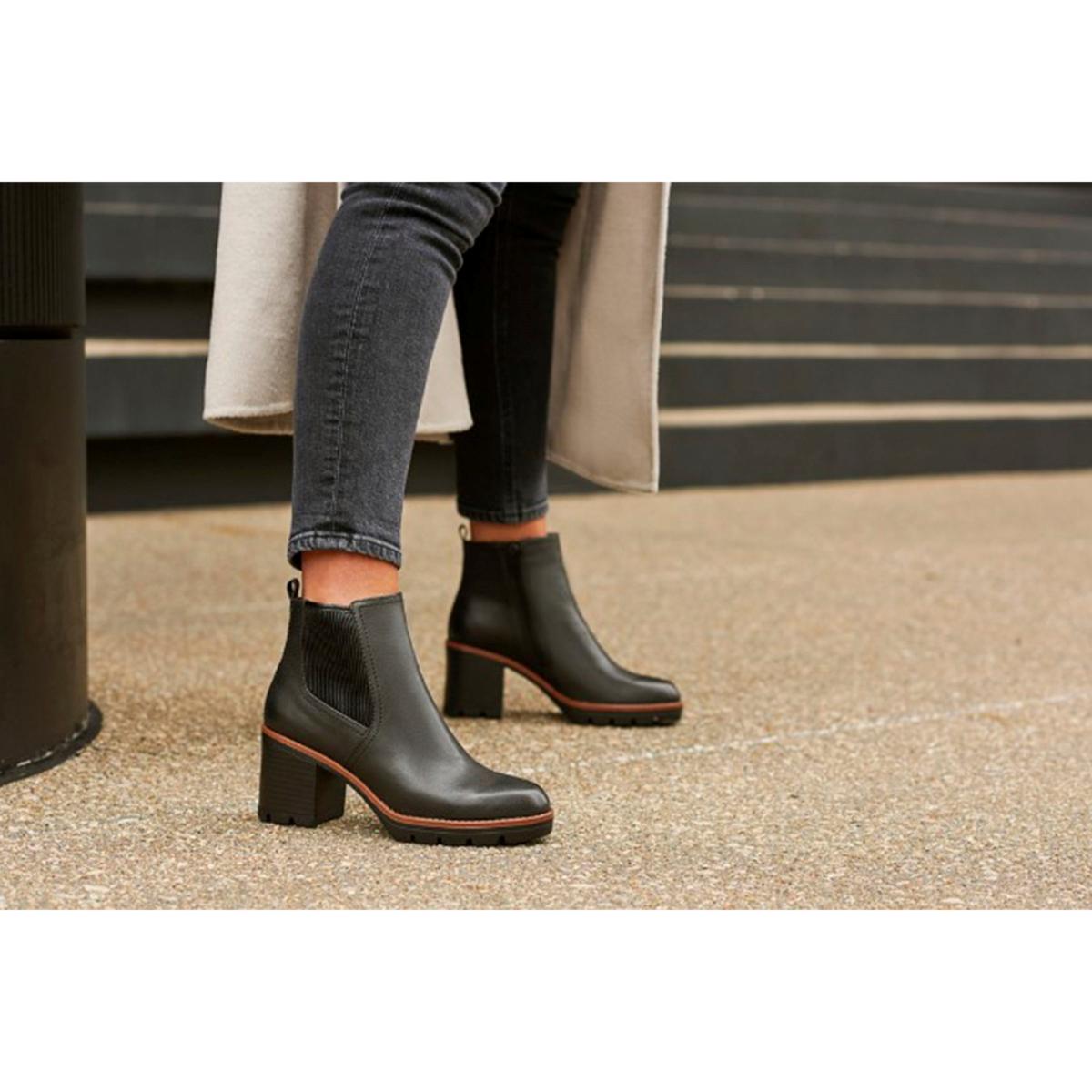 Naturalizer ankle hot sale booties