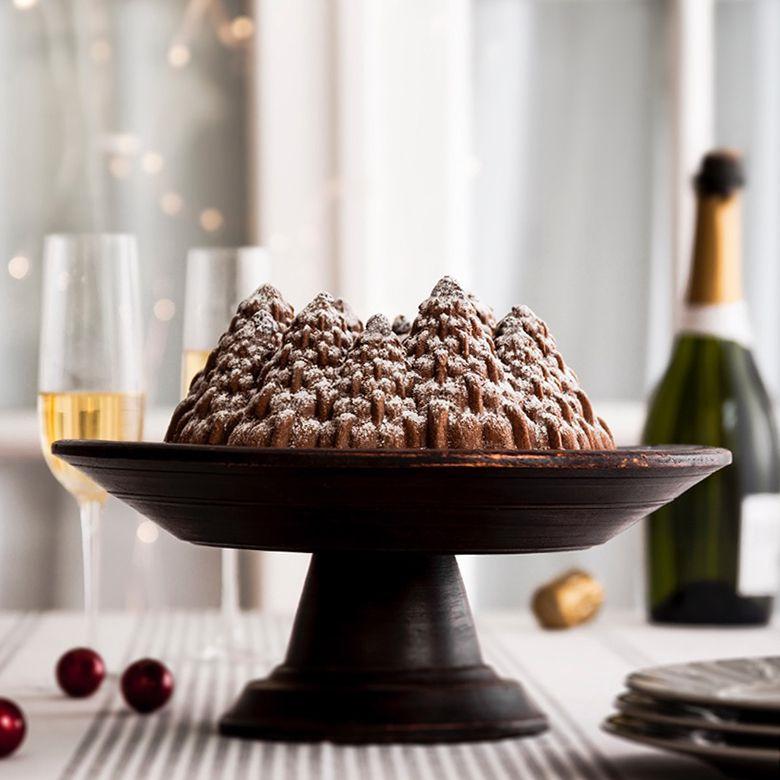 Nordic Ware Let It Snow Bundt Pan