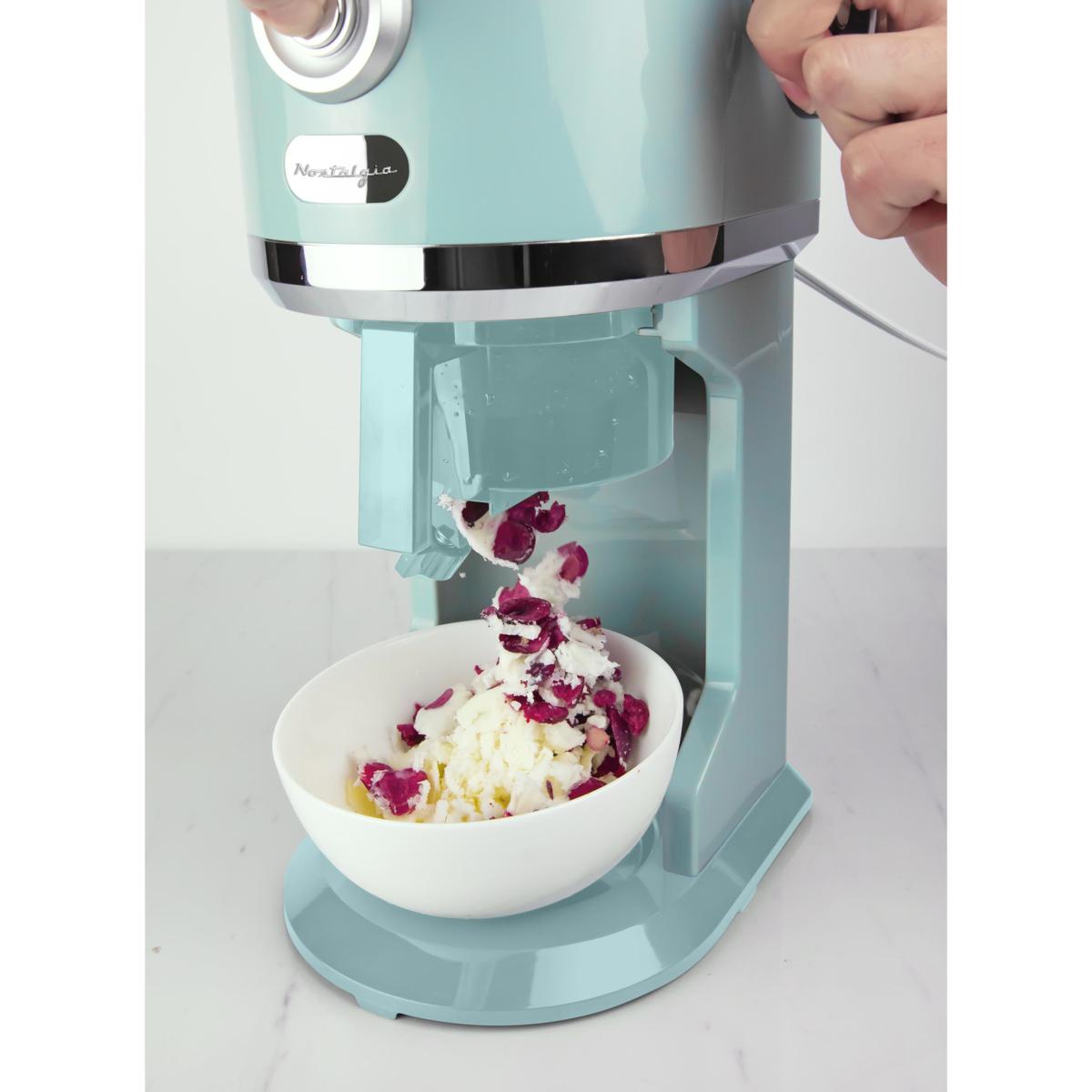 nostalgia retro ice maker