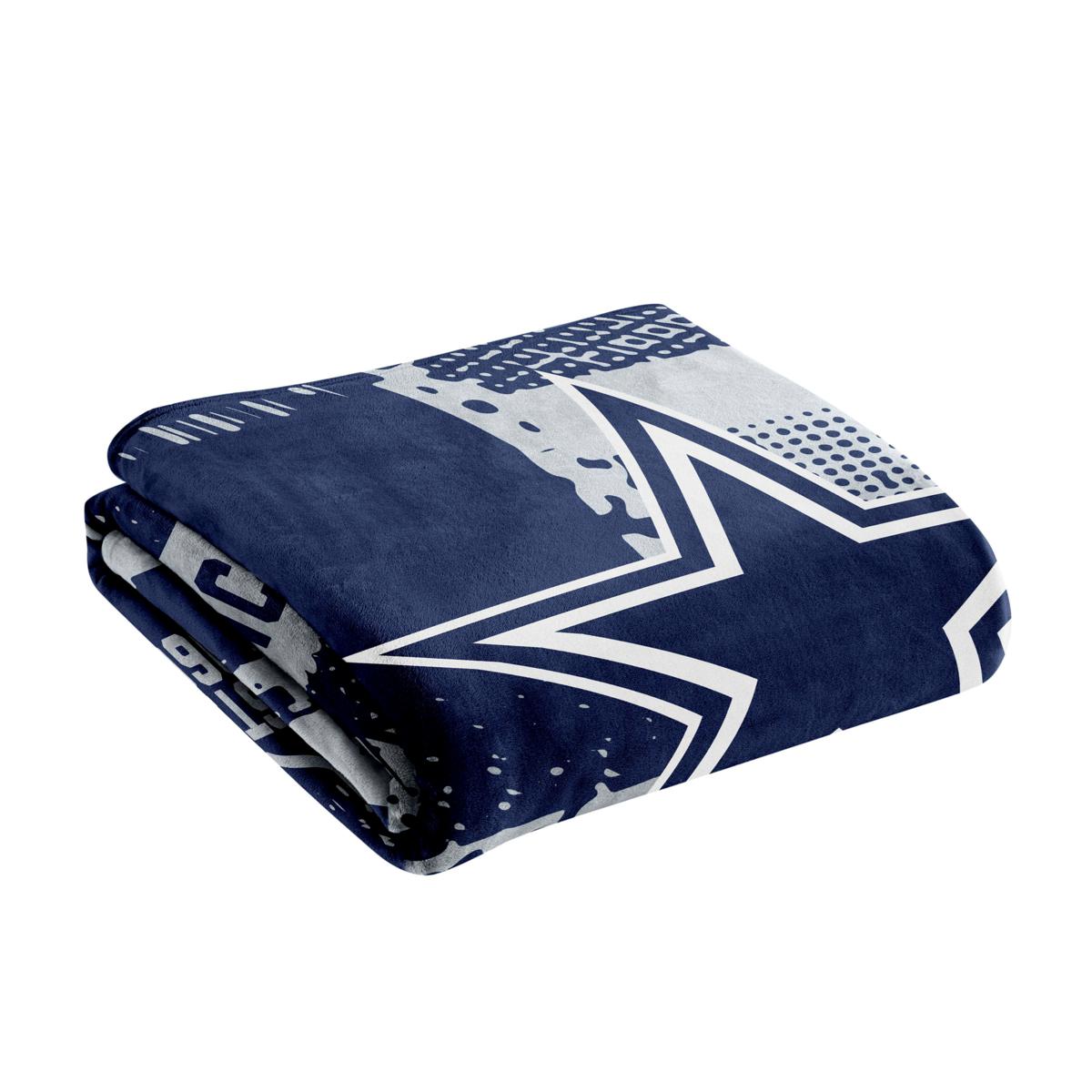 Dallas Cowboys 50'' x 60'' Plush Raschel Throw