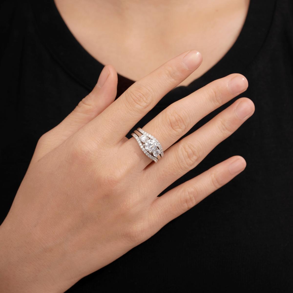 アクセサリー TRIPLE STAR MESH w/PAVE DIAMONDS RING アクセサリー TRIPLE STAR MESH w/PAVE DIAMONDS RING TRIPLE