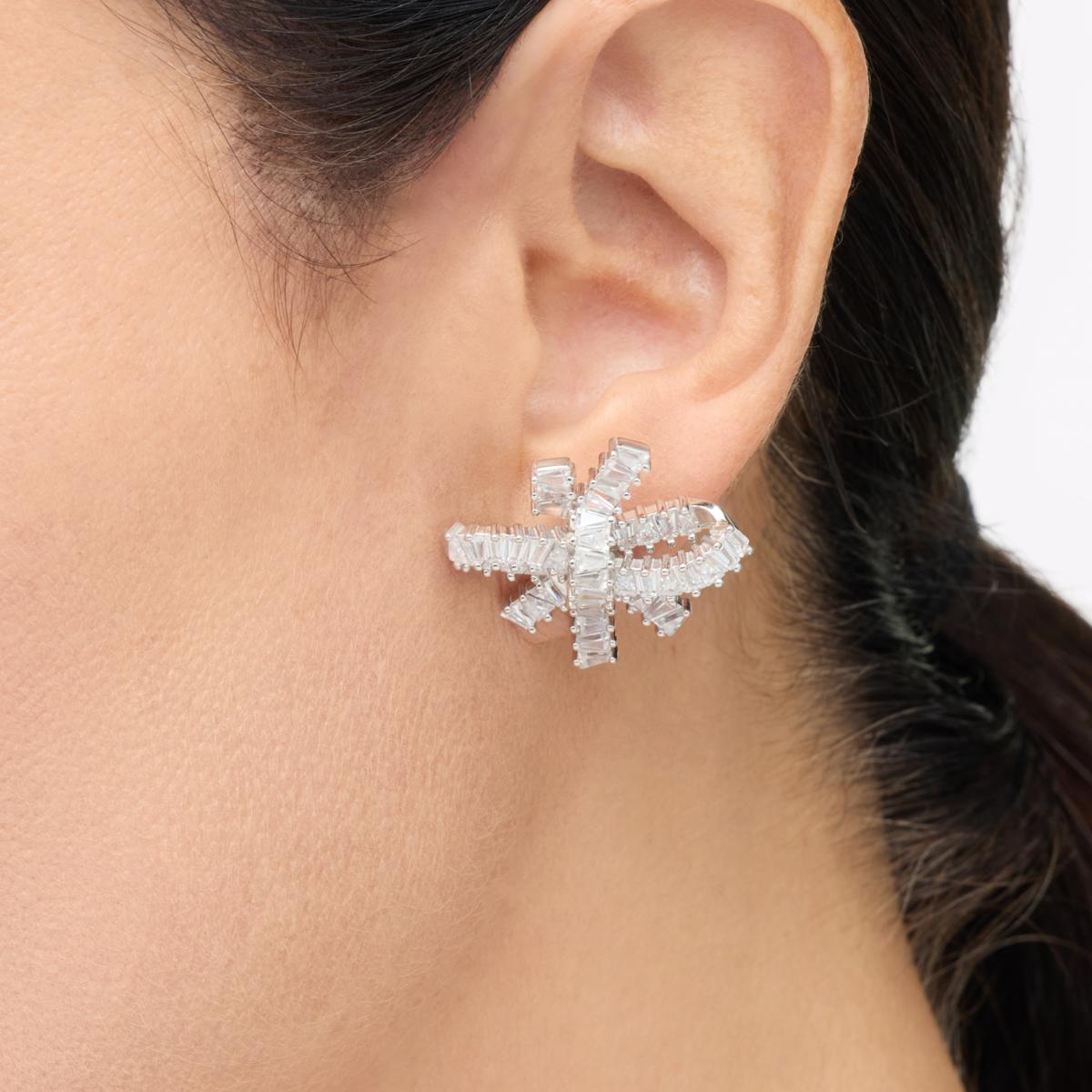 ピアス EOU STUDIO The texture of glass Earring 08 Solid Graduated Curved On The Ear Stud Earring – Adina Eden