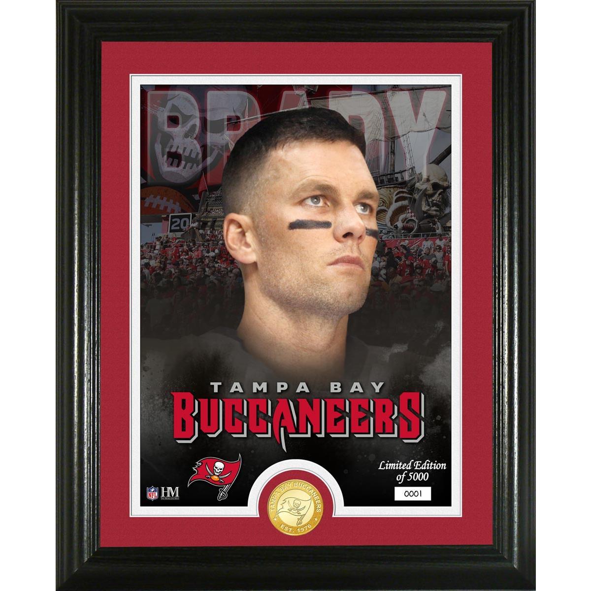 Tom Brady Tampa Bay Buccaneers Signature Bronze Coin Photo