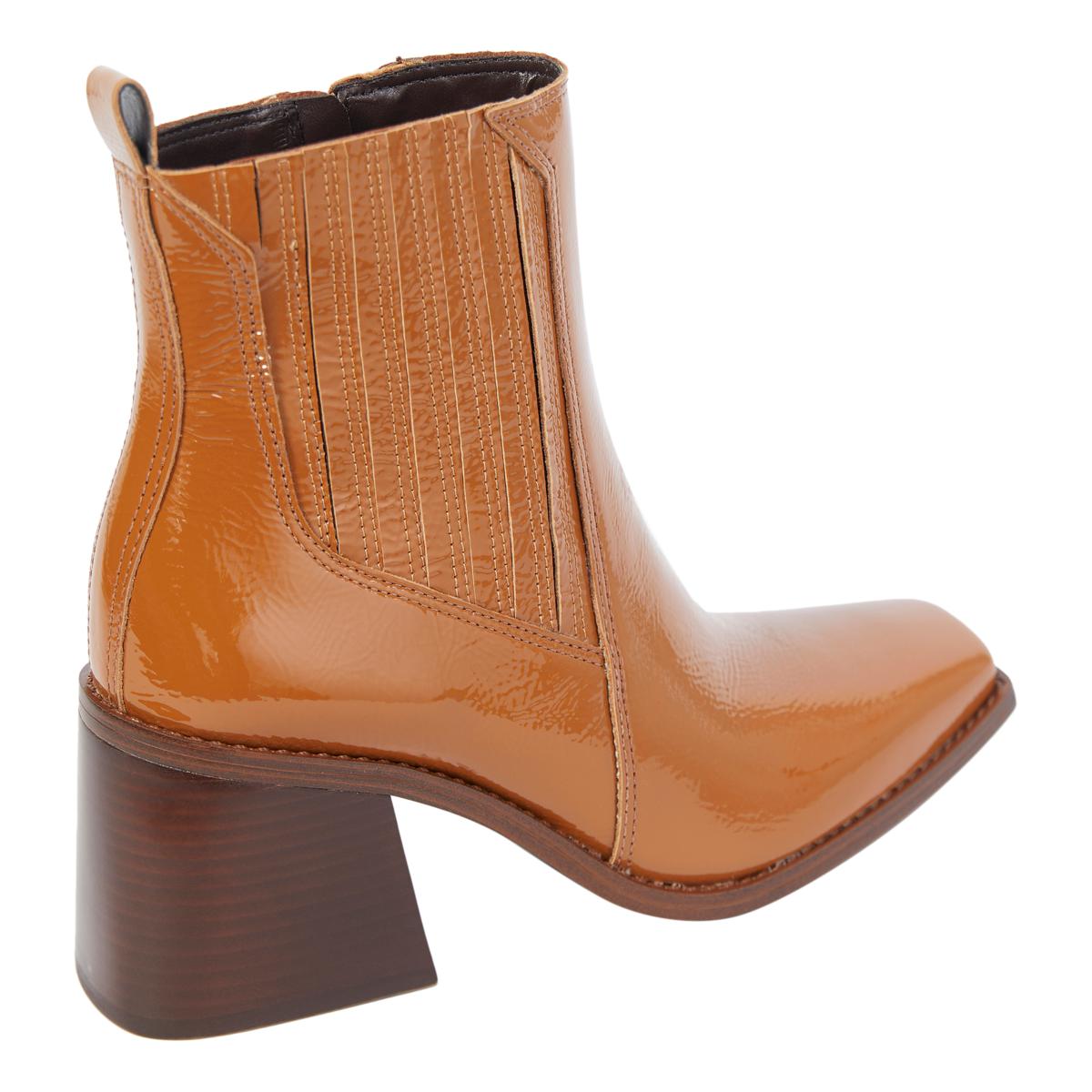 Wide fit outlet western ankle boots