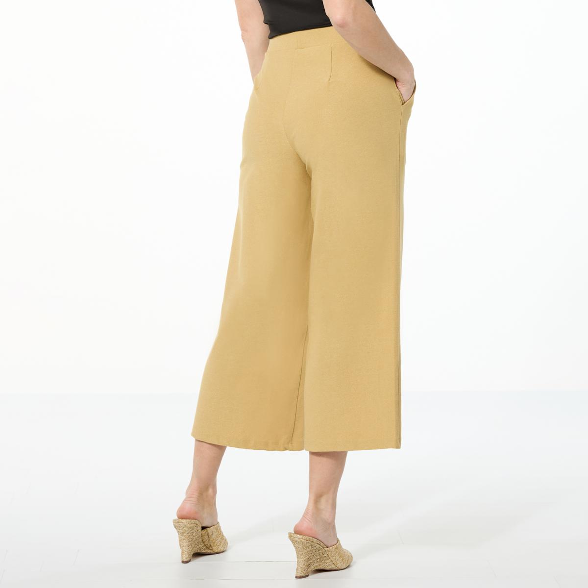 WynneLayers Essential Crepe Knit Wide-Leg Cropped Pant