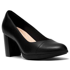 "As Is" Clarks Bayla Rae Heeled Pump