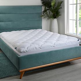 Concierge Collection Flower Quilted Mattress Pad 