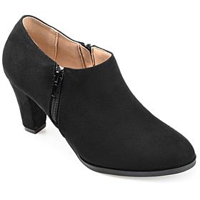 Journee Collection Women's Comfort Wide Width Sanzi Bootie