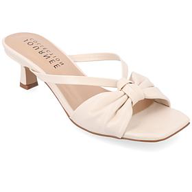 Journee Collection Women's Starling Pumps