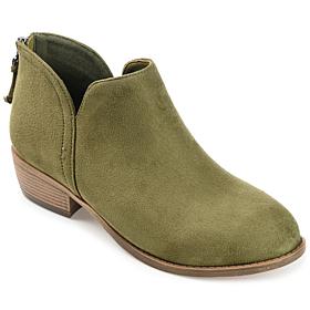 Journee Collection Women's Wide Width Livvy Bootie