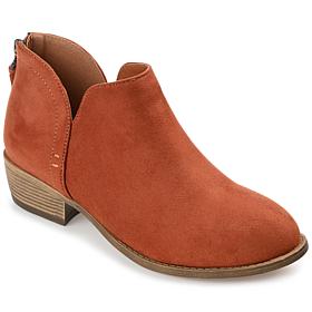 Journee Collection Women's Wide Width Livvy Bootie