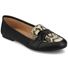 Journee Collection Womens Wide Width Marci Flat