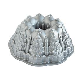 Nordic Ware Very Merry Bundt Pan